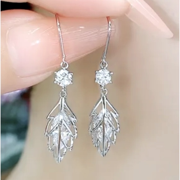 New Sterling Silver White Sapphires Leaf Drop Earrings